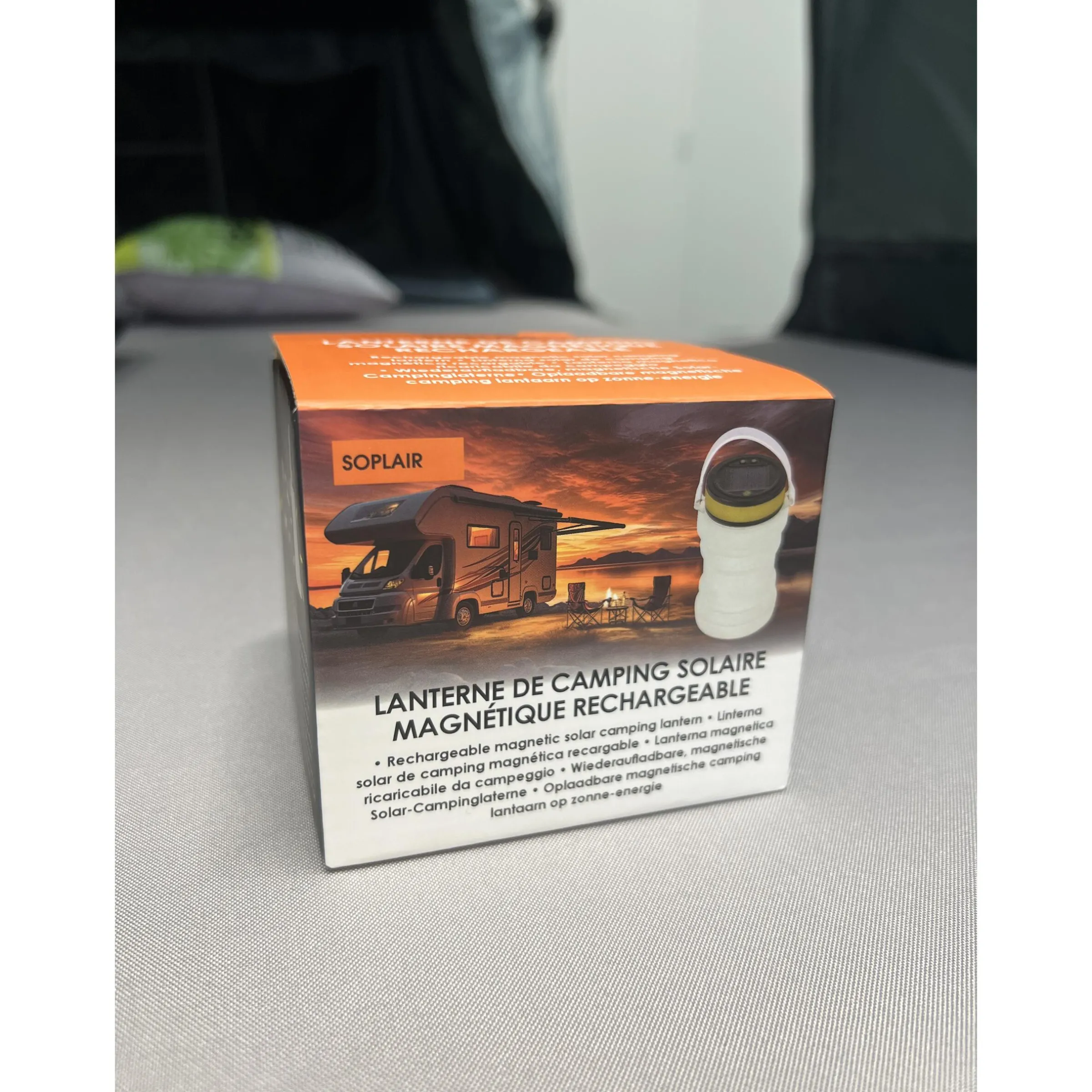 Lanterne de camping solaire magnétique rechargeable