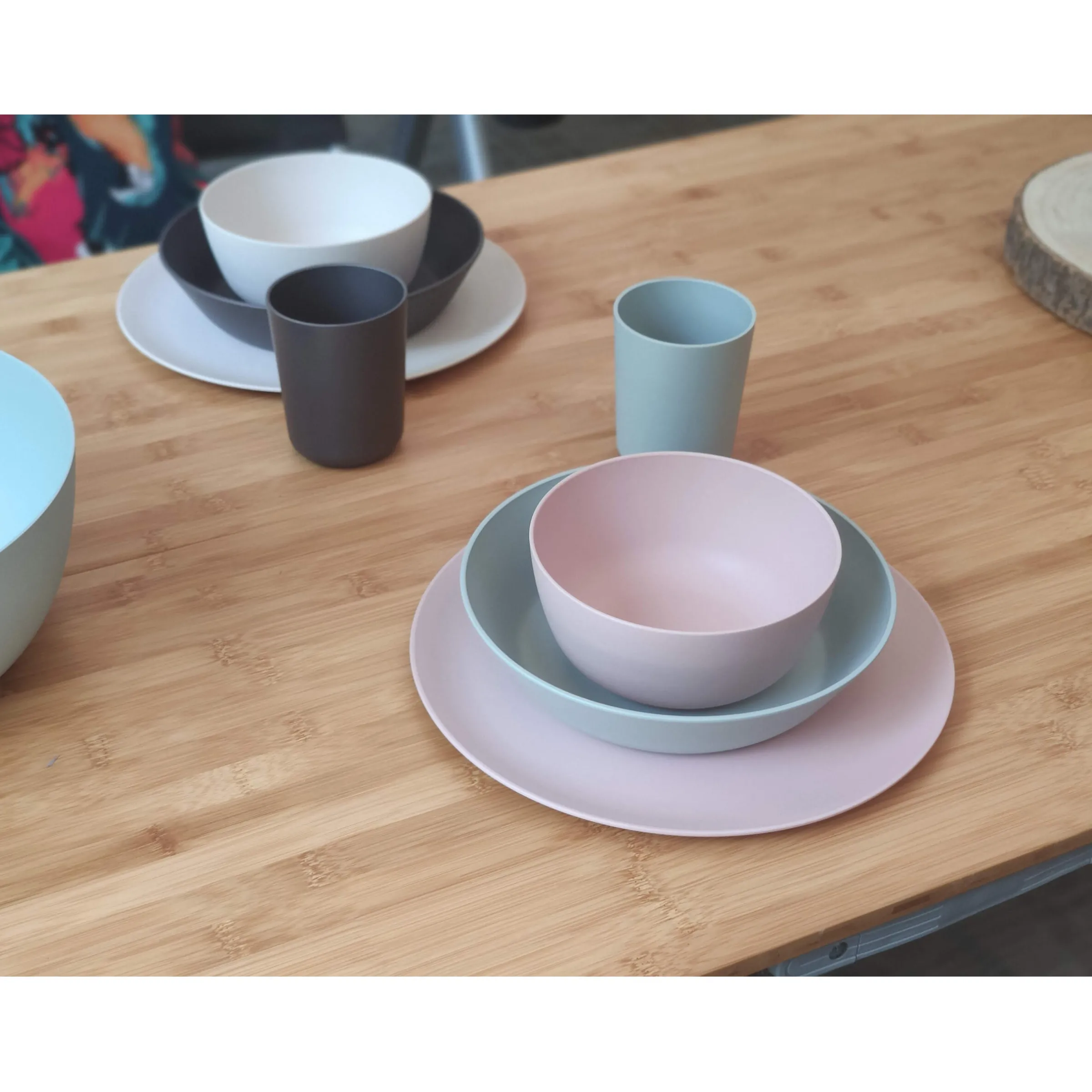 Lot de 4 assiettes creuses