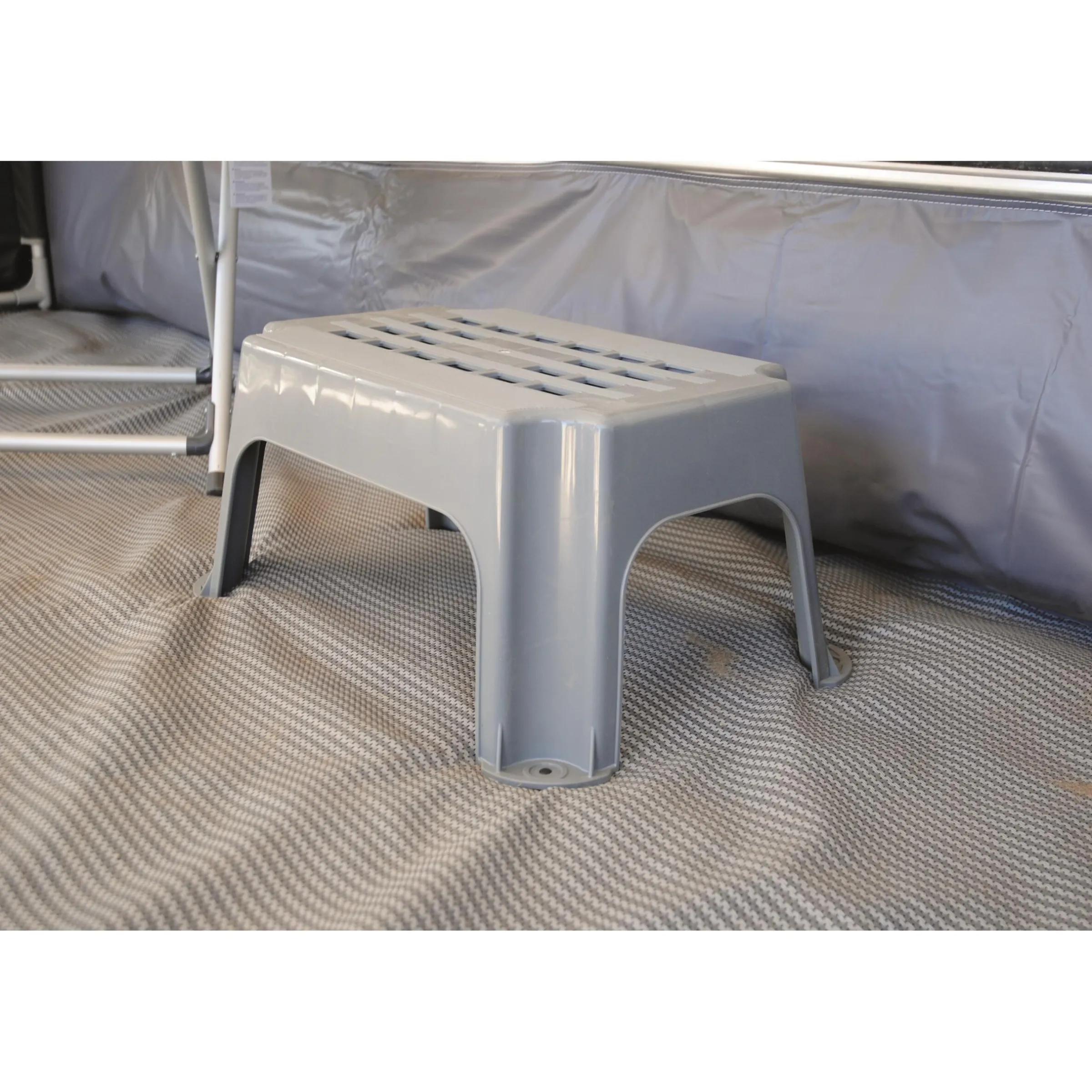 Marche pied monobloc petit pour camping-car