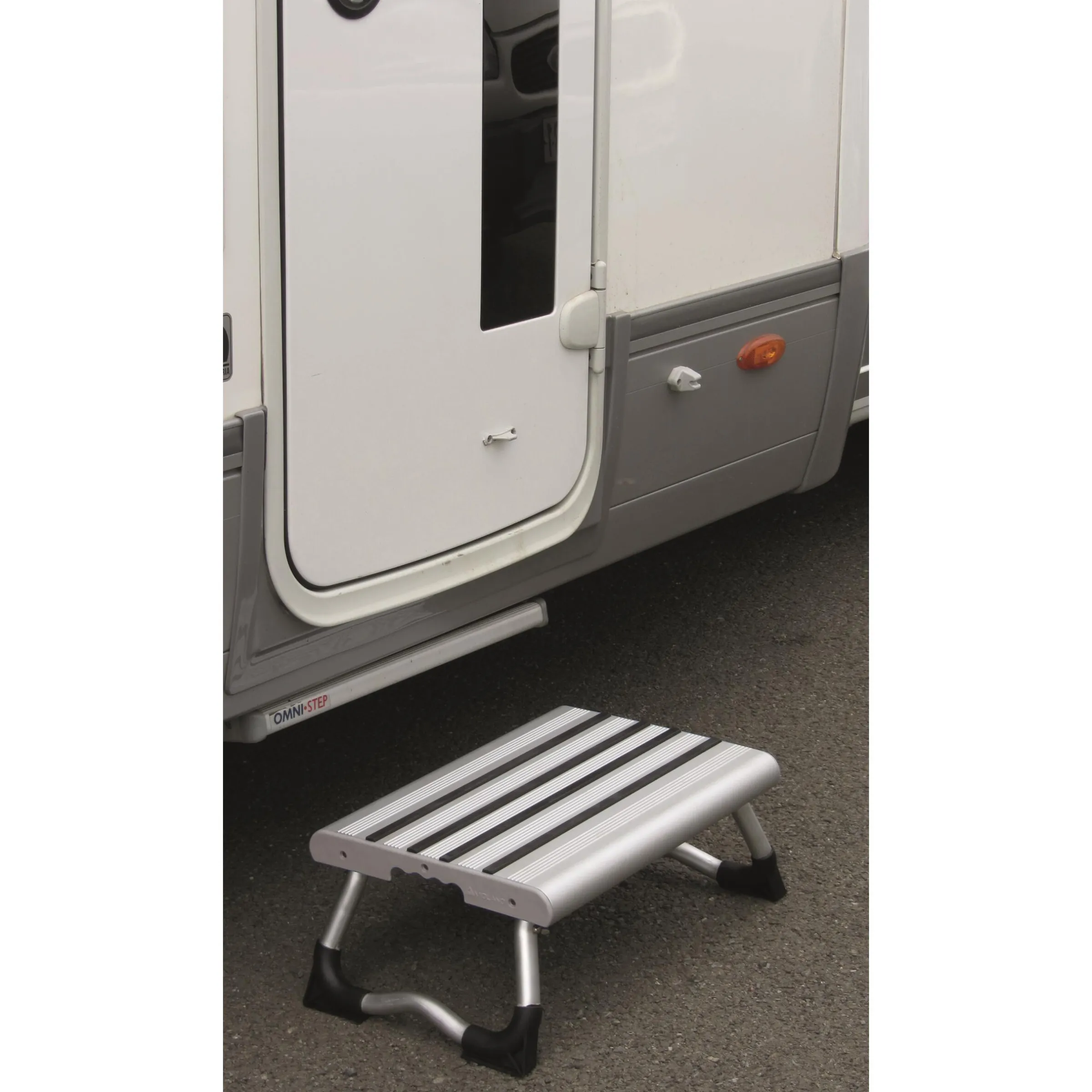 Marchepied pliable Scabo pour camping-car