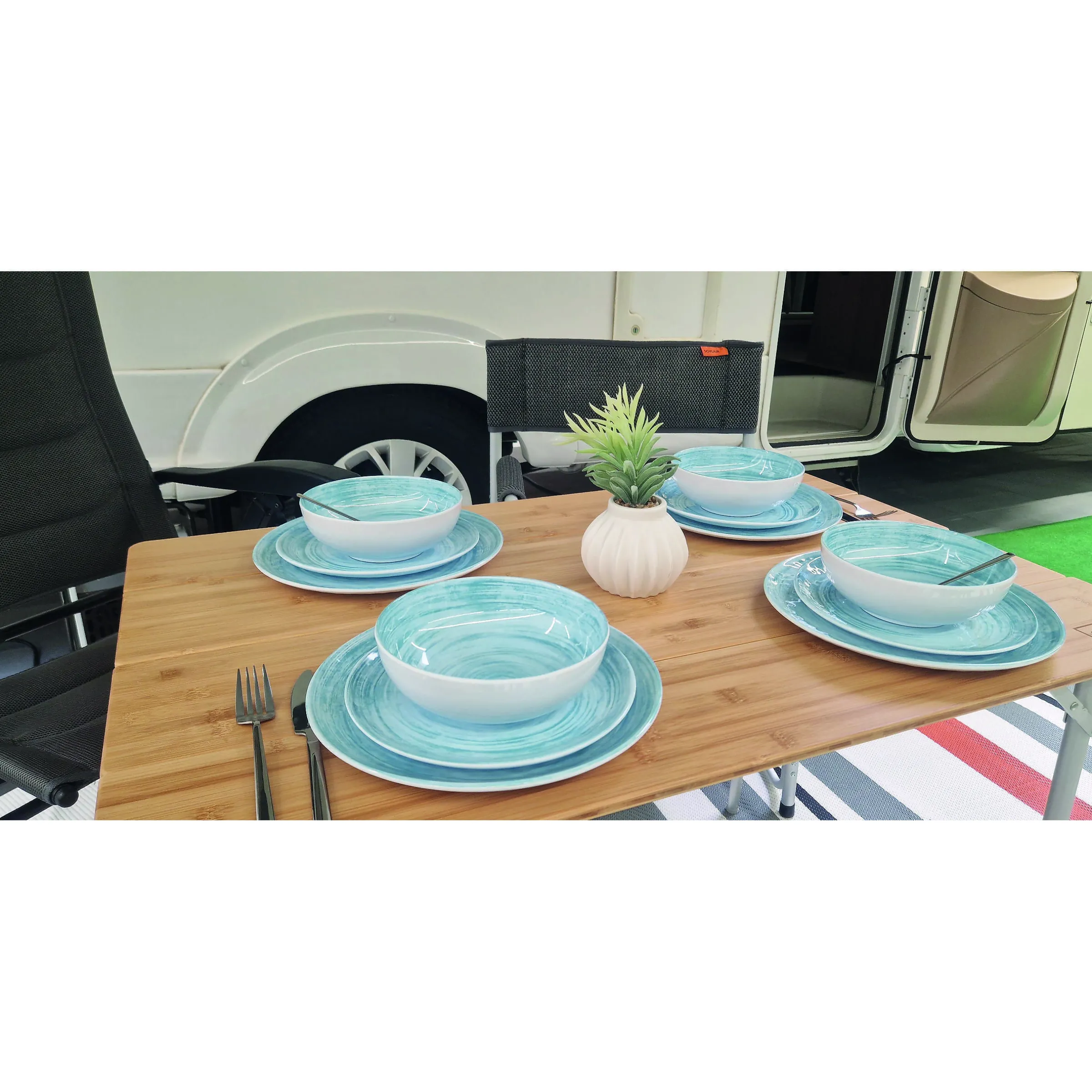 Pack vaisselle mélamine 12 pièces Céleste