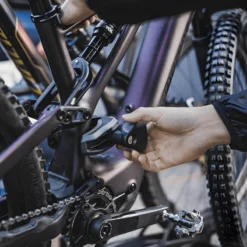 Porte-Vélos basculant EasyFold XT sur boule d'attelage pour FIX4BIKE