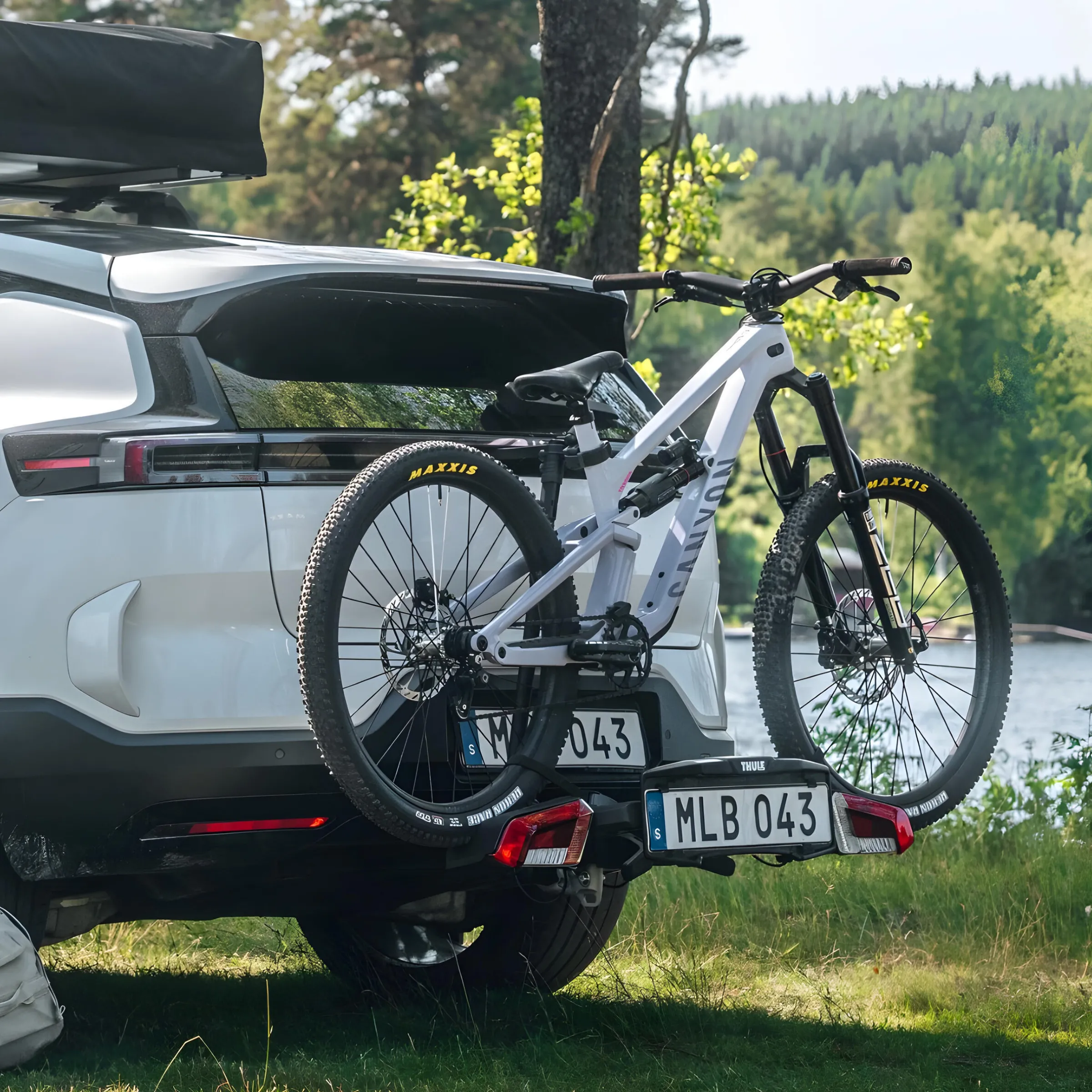 Porte-vélos sur attelage VeloLite