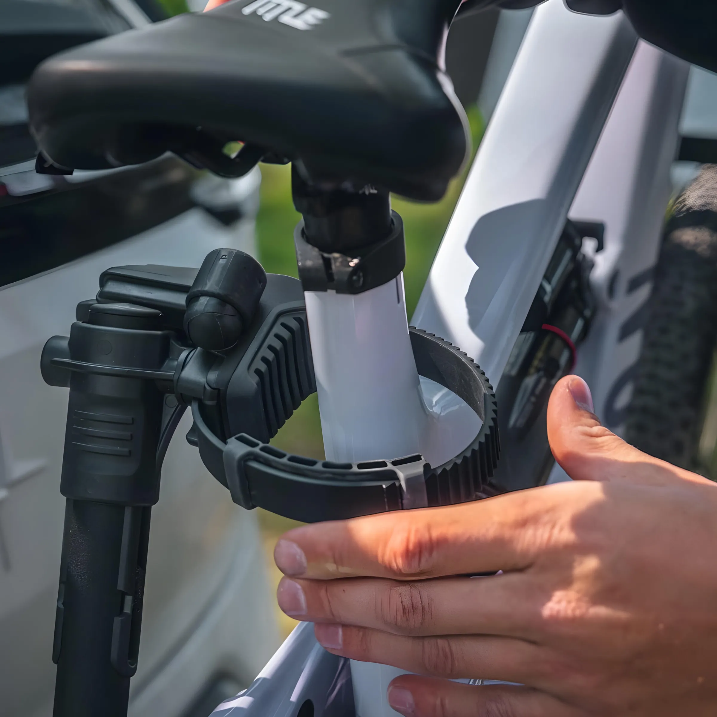 Porte-vélos sur attelage VeloLite