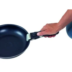 Set de casseroles et poêles empilables