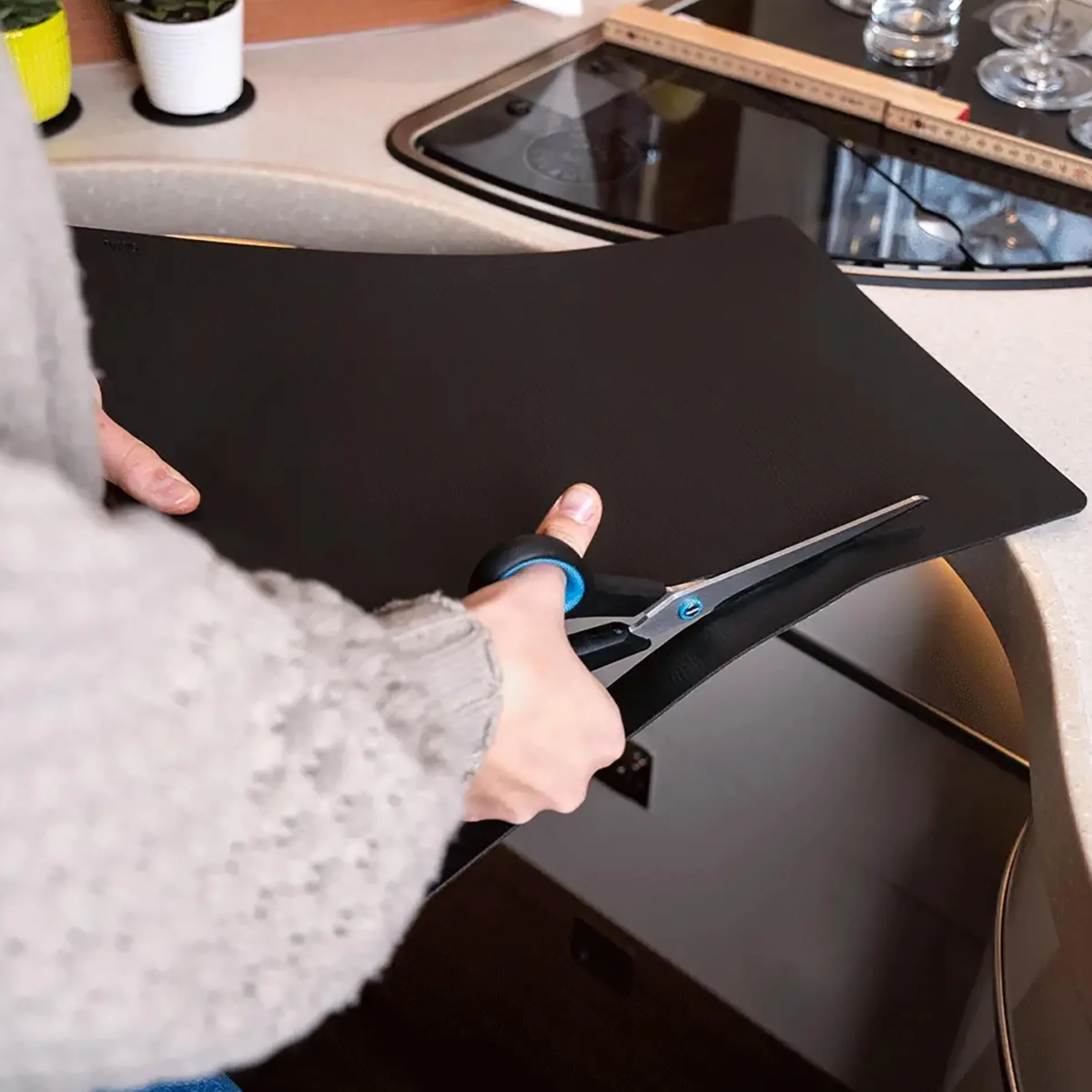 Tapis nano gel métal noir