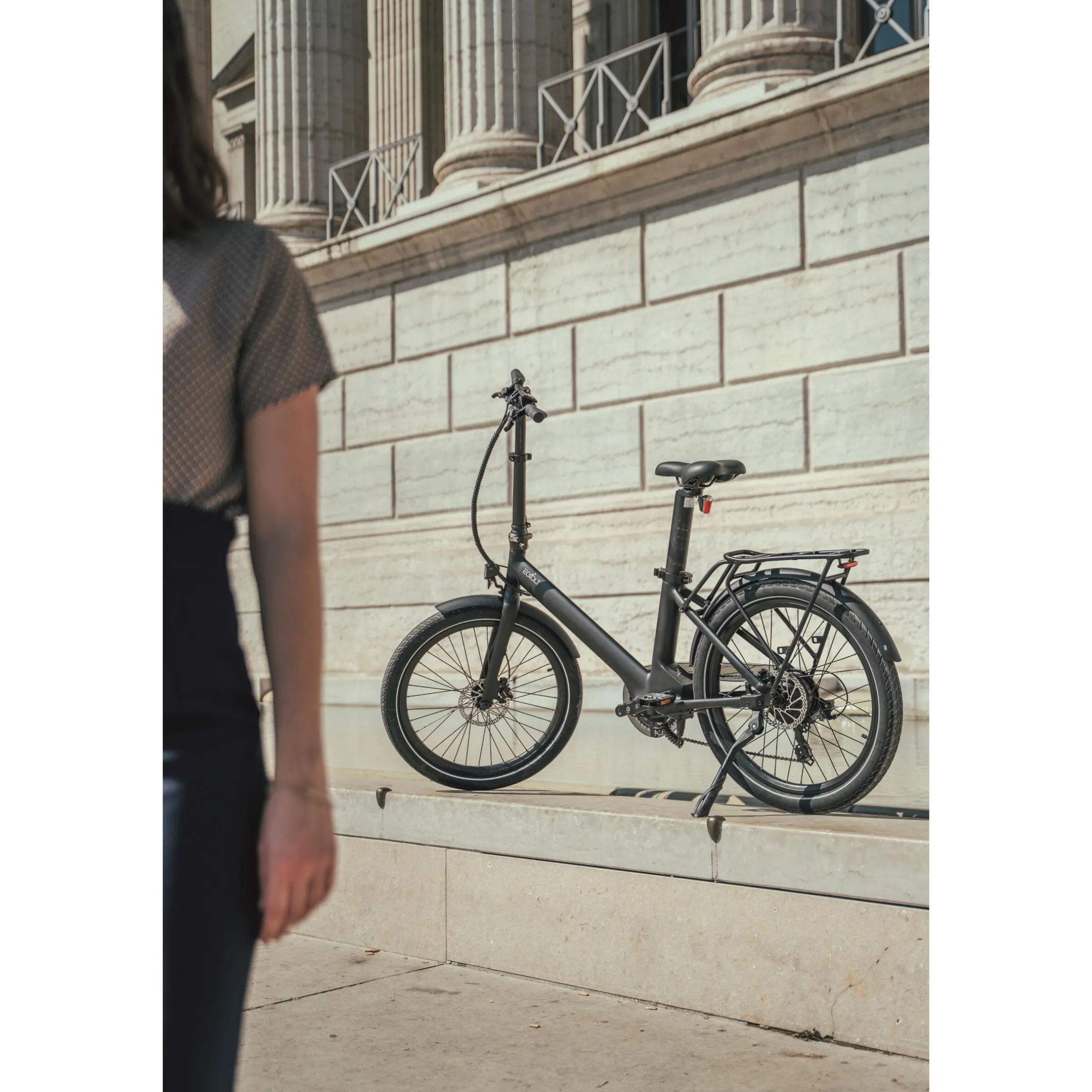 Vélo à assistance électrique semi pliant EVENING 24''